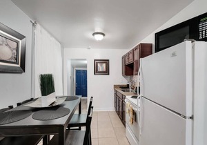 150 m² Apartment ∙ 4 bedrooms ∙ 6 guests
