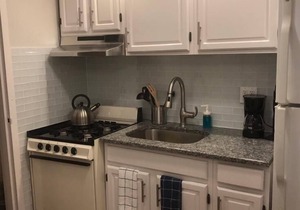 1703 1C · Enjoyable 1 bed Apt-20 min to NYC/Parking Avail.