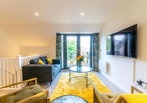 18 St Johns Mews
