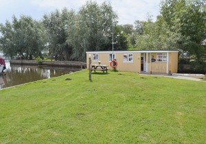 2 bedroom accommodation in Stalham