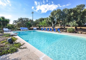 2 bedroom accommodation in Sedini