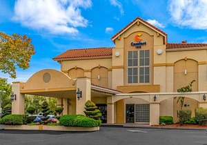 2-Star Hotel ∙ Comfort Inn Cordelia