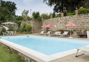 200 m² Accommodation ∙ 8 bedrooms ∙ 17 guests