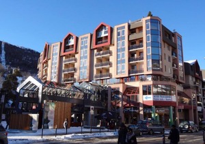 200m from resort center, 2nd floor, balcony, tv, ski locker, 25m², Serre Chevalier