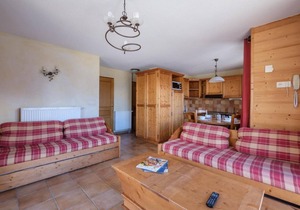 200m from resort center, fitness, swimming pool, sauna, hammam, balcony, tv, ski locker, 35m²