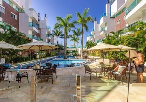 204-A Boulevard - 50m from the beach & Front Avenue - Luxury Condominium - Heated Swimming Pool - Jacuzzi - 24h Concierge