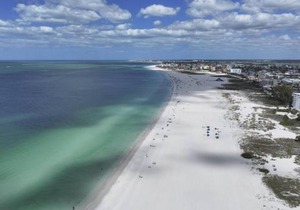 206 - Surf Beach Resort