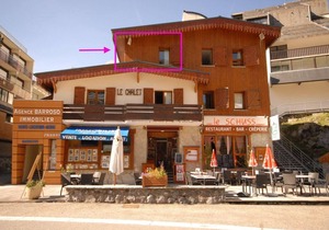20m from resort center, 2nd floor, view resort, fitness, swimming pool, sauna, tv, ski locker, 26m²