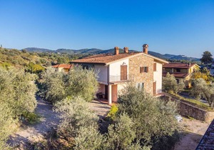 210 m² Accommodation ∙ 6 bedrooms ∙ 12 guests