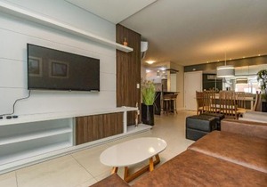 218-D Boulevard - 50m from the beach & Front Avenue - Luxury Condominium - Heated Swimming Pool - Jacuzzi - 24h Concierge