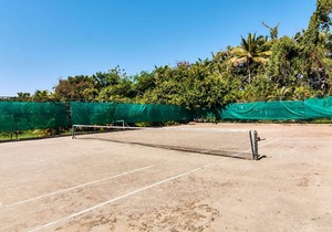 3-BD villa with private pool in central Sosua, guest-friendly, with Wi-Fi/TV