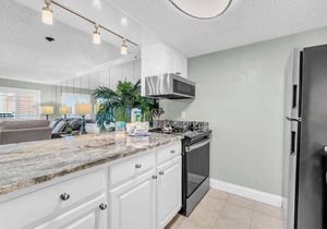 313- Coastal Cool Beachfront Condo with stunning ocean views!