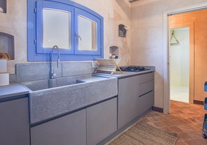 4 bedroom accommodation in Balestrate