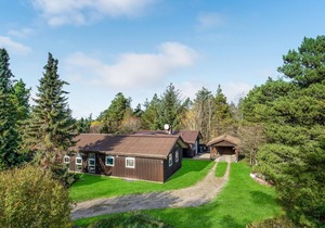 5 bedroom accommodation in Pandrup