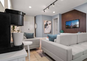 5BD Windsor Westside Private Pool (WW 8920)