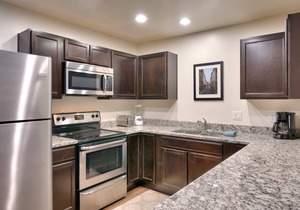 5H Our Moab RedCliff Condo, POOL & HOT TUB