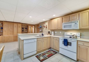 689 Disciples Village Condo | Fireplace | Sleeps 8 | Easy Access to Chairlift