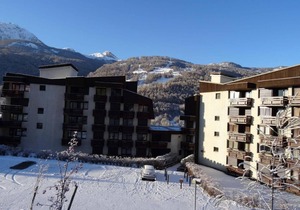 6th floor, view mountain, balcony, parking, tv, ski locker, 31m², Serre Chevalier