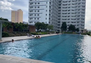 8 Sun Staycation