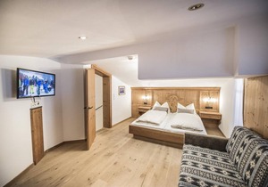 83 m² Apartment ∙ 2 bedrooms ∙ 7 guests