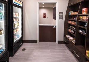 Accessible Studio Suite w/Free Breakfast