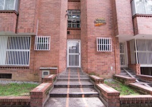 Agradable apto de 2 hab en Laureles