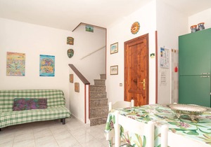 Air-Conditioned Apartment Not Far From Beach with Patio, Balcony and Garden