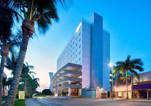 Aloft Cancun
