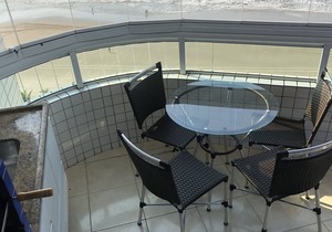 Apartment facing the sea with barbecue on the balcony, 2 parking spaces, 3 bedrooms