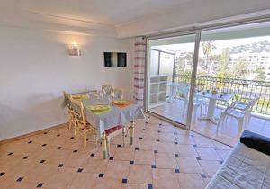 Apartment for 4/5 people - Swimming pool residence - A/C - WiFi - Near beach and city center -.