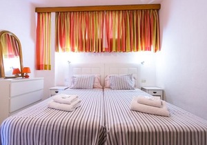 Apartment in beachfront complex in El Duque area, Costa Adeje