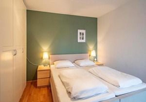 Apartment in Bergen near Sandy Beach