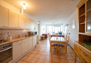 Apartment in Bergen near Sandy Beach