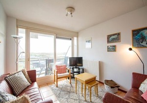 Apartment in Bergen near Sandy Beach