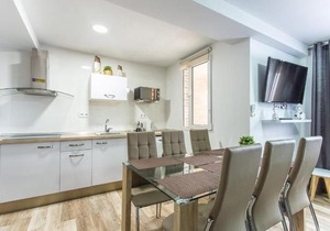 Apartment near City of Arts 2