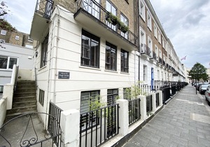 Apartment Next to Victoria Station