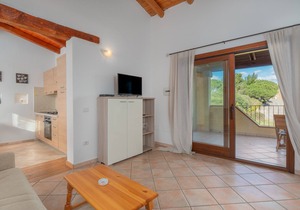 Apartment 'Orizzonti 31' with Sea View, Private Terrace and Air Conditioning