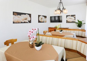 Apartments Suvendes Prad am Stilfersjoch - IDO02508-DYC