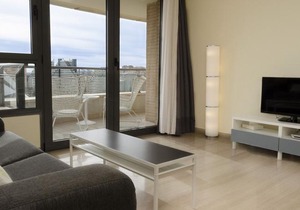 ApartUP Blue Opera View