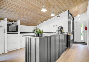 Awesome home in Jerup with WiFi