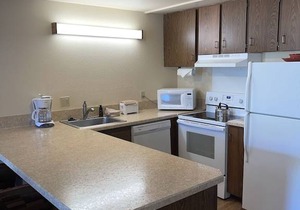 B3 Waterfront with mountain views