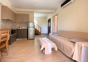 Beach front apartment in Nafpaktos with WiFi