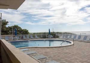Beachcomber unit 305