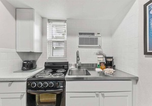 Beachfront Resort Suite With Heated Pool ➠ Tropic Terrace Resort #3