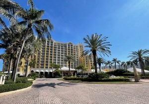 BEACHFRONT - @ the Ritz Carlton 5 Star Resort & Spa - Tennis - Key Biscayne Fl