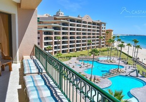 Beachfront Upper Floor Luxury Condo - Sonoran Spa W504 2 BR 2 BA Next to the Pool, High Speed Wi-Fi