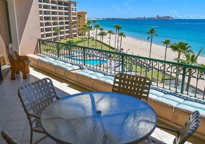 Beachfront Upper Floor Luxury Condo - Sonoran Spa W504 2 BR 2 BA Next to the Pool, High Speed Wi-Fi