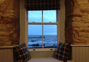 Beautiful 1850's Fisherman's Cottage on the sea front in prime location
