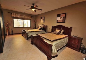 Beautiful Oceanfront Condo! Tres Regalos Condominium Resort Beach Club!