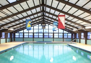 Beautiful studio unit at resort, sleeps 4